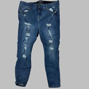 Torrid Womens Bombshell Skinny Jeans‎ Size 18 SHORT Blue Distressed Medium Wash